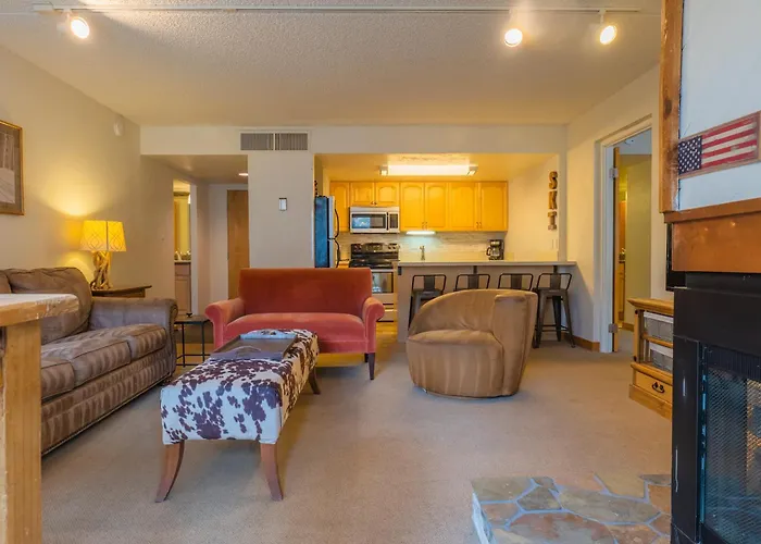 Sh402 Summit House