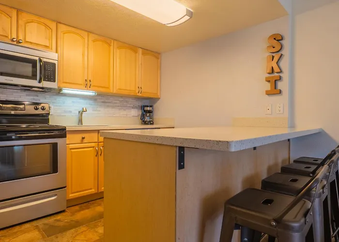Apartment Sh402 Summit House *