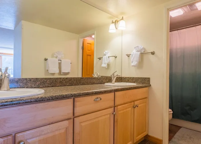 Sh402 Summit House Apartment *