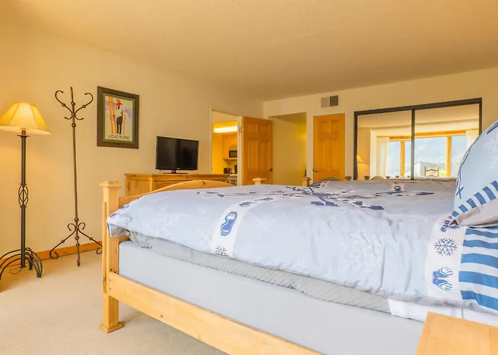 Sh402 Summit House *
